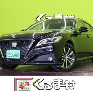 2020 Toyota Crown Hybrid black hybrid used car Japan export