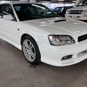 2000 Subaru Legacy B4 white gasoline used car Japan export