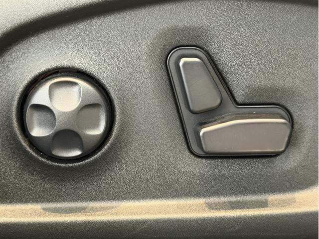 Ref:AUX-23317033 CHRYSLER JEEP JEEP COMMANDER 2023 14 Ref:AUX-23317033 CHRYSLER JEEP JEEP COMMANDER 2023 - Image 14