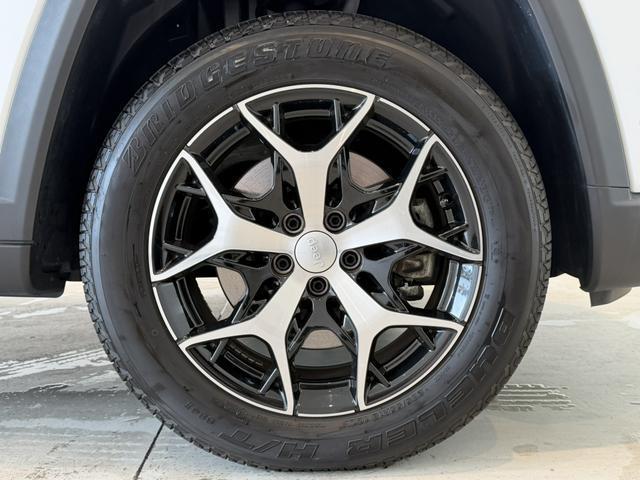 Ref:AUX-23317033 CHRYSLER JEEP JEEP COMMANDER 2023 18 Ref:AUX-23317033 CHRYSLER JEEP JEEP COMMANDER 2023 - Image 18