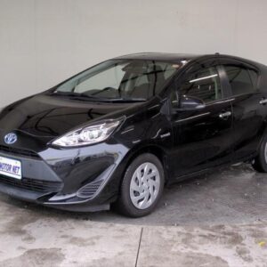 2018 Toyota Aqua black hybrid used car Japan export