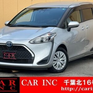 2020 Toyota Sienta silver hybrid used car Japan export