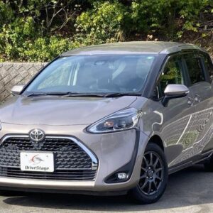 2021 Toyota Sienta gray gasoline used car Japan export