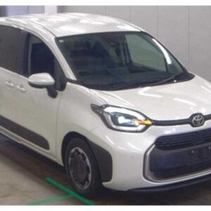 2024 Toyota Sienta pearl gasoline used car Japan export