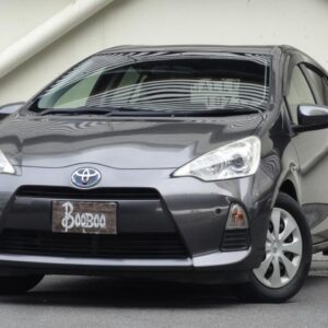 2013 Toyota Aqua gray gasoline used car Japan export