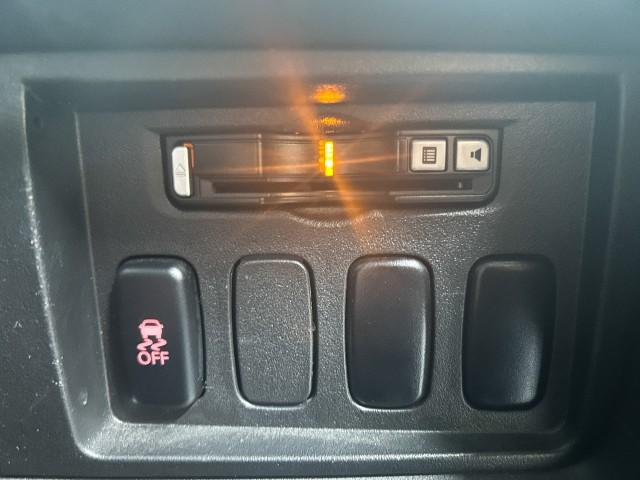 Ref:AUX-23325731 MITSUBISHI DELICA D:5 2015 18 Ref:AUX-23325731 MITSUBISHI DELICA D:5 2015 - Image 18