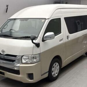 2020 Toyota Hiace Wagon pearl gasoline used car Japan export
