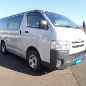 2018 Toyota Hiace Van silver diesel used car Japan export