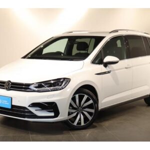 2025 Volkswagen Golf Touran white gasoline used car Japan export