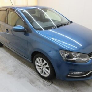 2017 Volkswagen Polo blue gasoline used car Japan export