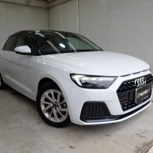 2024 Audi A1 Sportback white gasoline used car Japan export