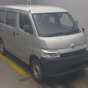 2021 Toyota Townace Van silver gasoline used car Japan export
