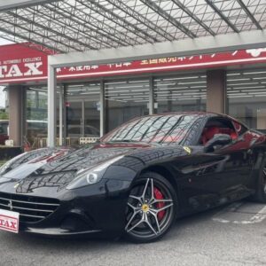 2015 Ferrari California T black gasoline used car Japan export