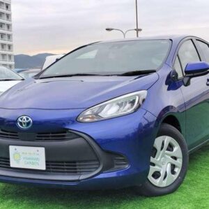 2021 Toyota Aqua blue hybrid used car Japan export