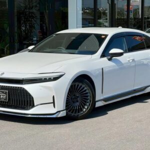 2024 Toyota Crown white gasoline used car Japan export