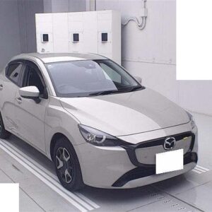 2024 Mazda Mazda2 gold gasoline used car Japan export