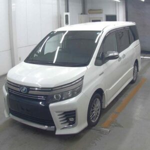 2017 Toyota Voxy pearl gasoline used car Japan export