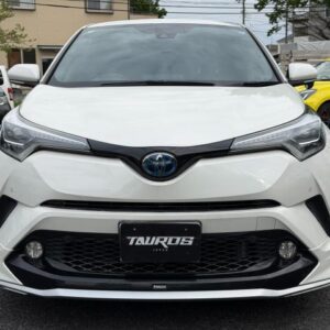 2017 Toyota C-Hr white hybrid used car Japan export