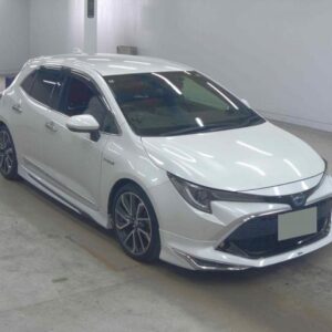 2018 Toyota Corollasport pearl gasoline used car Japan export