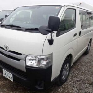 2019 Toyota Hiace Van white diesel used car Japan export