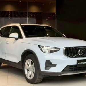 2025 Volvo Xc40 blue hybrid used car Japan export