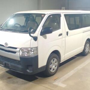 2018 Toyota Hiace Van white diesel used car Japan export
