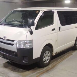 2018 Toyota Hiace Van white diesel used car Japan export