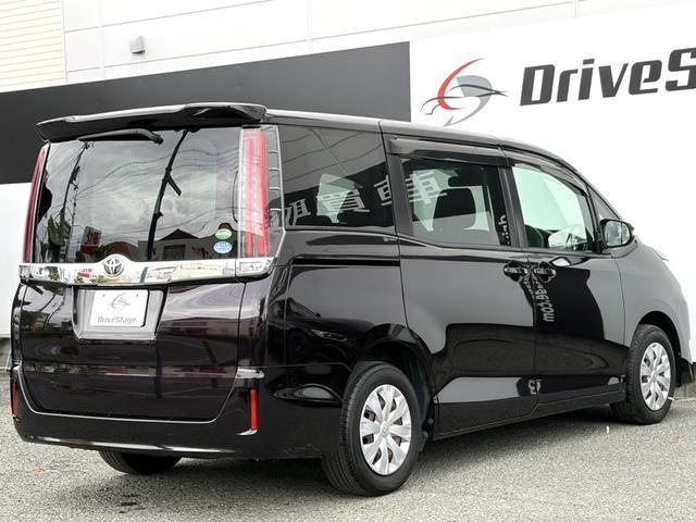 Ref:AUX-23376700 TOYOTA NOAH 2017 4 Ref:AUX-23376700 TOYOTA NOAH 2017 - Image 4