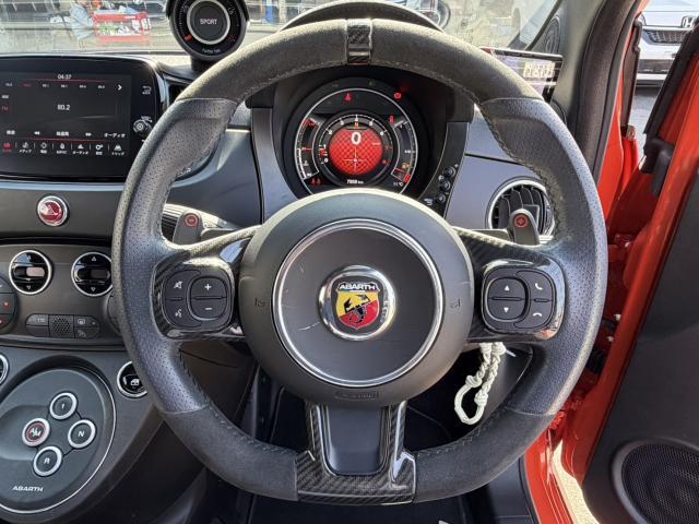 Ref:AUX-23377359 ABARTH ABARTH 695 2024 15 Ref:AUX-23377359 ABARTH ABARTH 695 2024 - Image 15