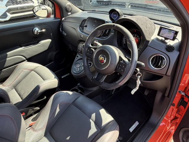 Ref:AUX-23377359 ABARTH ABARTH 695 2024 16 Ref:AUX-23377359 ABARTH ABARTH 695 2024 - Image 16