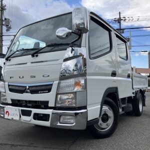 2021 Mitsubishi Fuso Canter white diesel used car Japan export