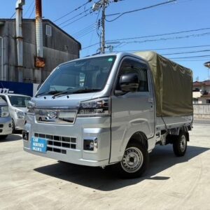 2024 Daihatsu Hijet Truck silver gasoline used car Japan export