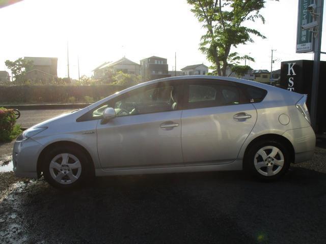 Ref:AUX-23390728 TOYOTA PRIUS 2010 4 Ref:AUX-23390728 TOYOTA PRIUS 2010 - Image 4