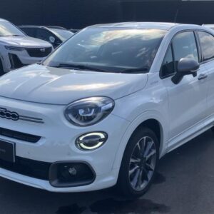 2024 Fiat 500X white gasoline used car Japan export