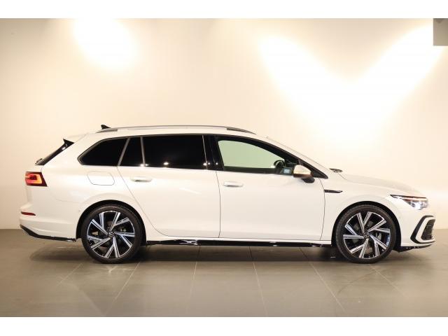 Ref:AUX-23397475 VOLKSWAGEN GOLF VARIANT 2023 4 Ref:AUX-23397475 VOLKSWAGEN GOLF VARIANT 2023 - Image 4