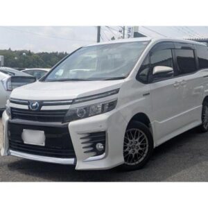 2016 Toyota Voxy pearl hybrid used car Japan export