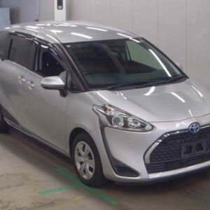 2021 Toyota Sienta silver gasoline used car Japan export