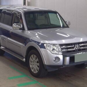 2006 Mitsubishi Pajero silver gasoline used car Japan export