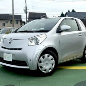 2009 Toyota Iq silver gasoline used car Japan export
