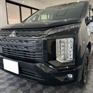 2023 Mitsubishi Delica D:5 black diesel used car Japan export