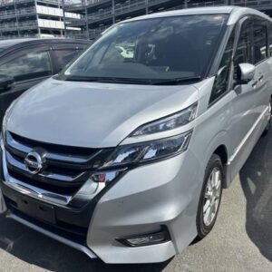 2017 Nissan Serena silver gasoline used car Japan export