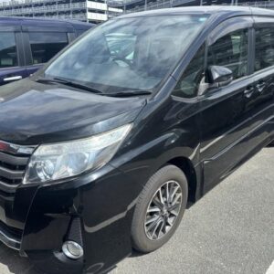 2015 Toyota Noah black gasoline used car Japan export