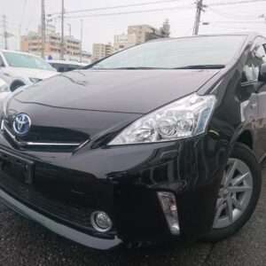 2014 Toyota Prius Alpha black gasoline used car Japan export