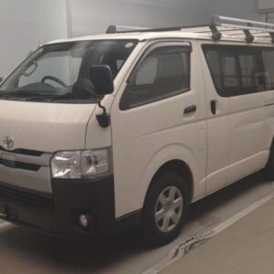 2020 Toyota Hiace Van yellow diesel used car Japan export