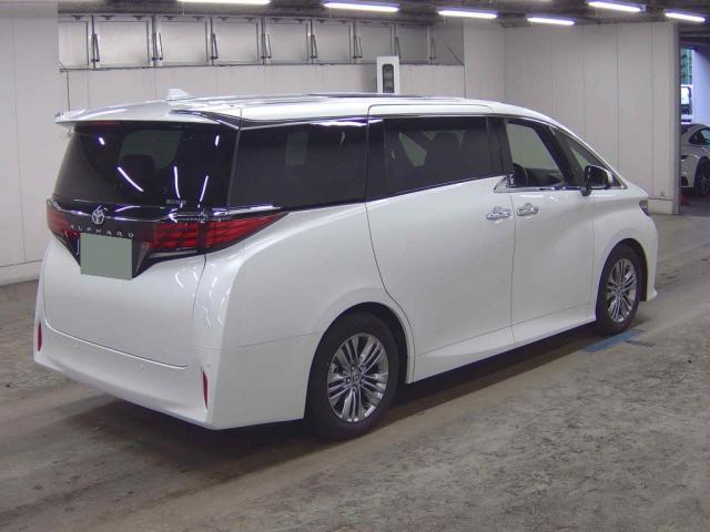 Ref:AUX-23422760 TOYOTA ALPHARD 2025 2 Ref:AUX-23422760 TOYOTA ALPHARD 2025 - Image 2