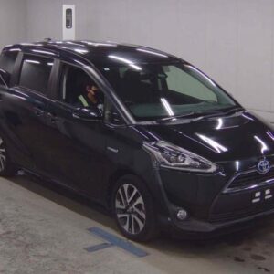 2017 Toyota Sienta black gasoline used car Japan export