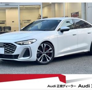 2025 Audi S5 white hybrid used car Japan export