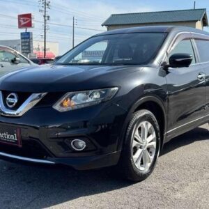 2014 Nissan X-Trail black gasoline used car Japan export