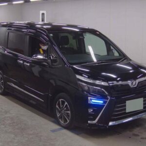 2018 Toyota Voxy black gasoline used car Japan export