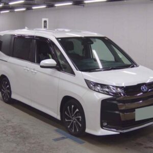 2024 Toyota Noah pearl gasoline used car Japan export